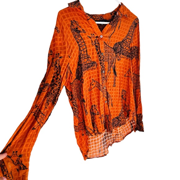 Jane + Delancey Orange Giraffe Print Rayon Button Down Blouse Large - Picture 3 of 8